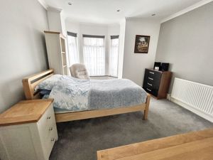 Bedroom- click for photo gallery